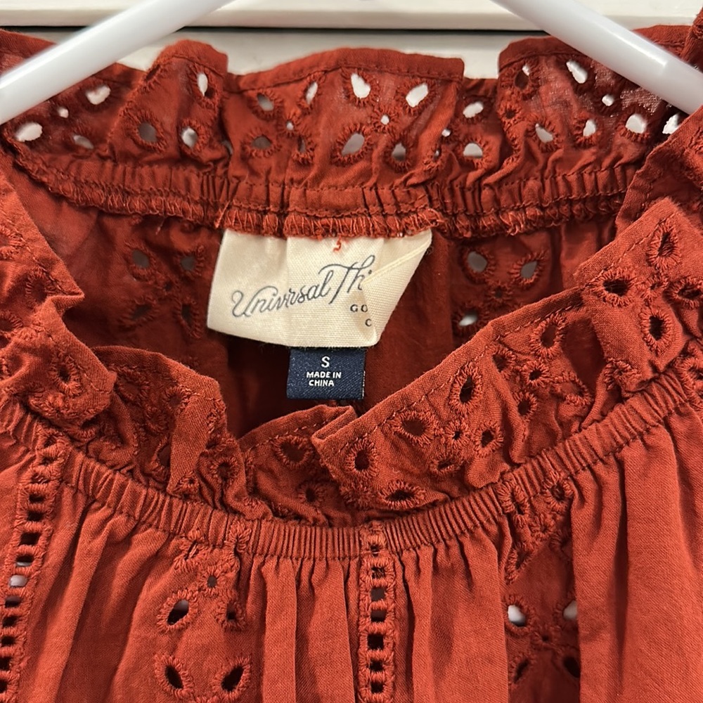 Universal Thread Blouse - Picture 2 of 4